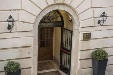 هتل San Biagio Relais