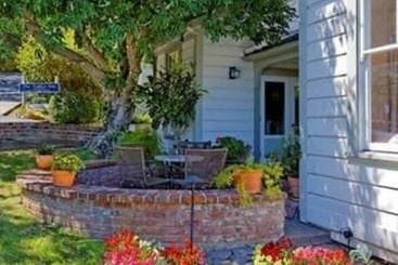 هتل The Gables Inn Sausalito