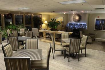 هتل The Madison Inn