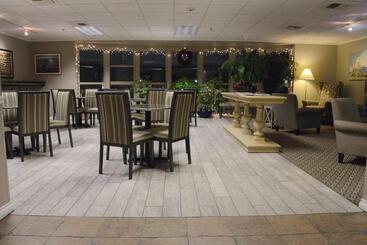 هتل The Madison Inn