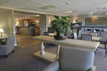 هتل The Madison Inn