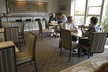 هتل The Madison Inn