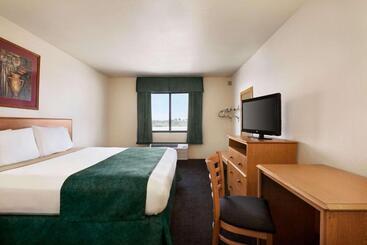 هتل Travelodge By Wyndham Pecos