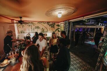 هتل Viajero Miami