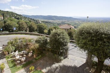 هتل Villa Marsili