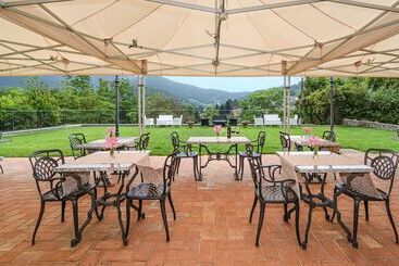 هتل Villa Rinascimento