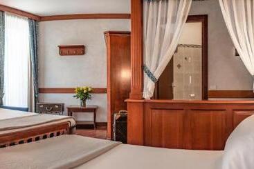 هتل Villa Venezia
