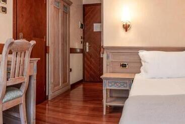 هتل Villa Venezia