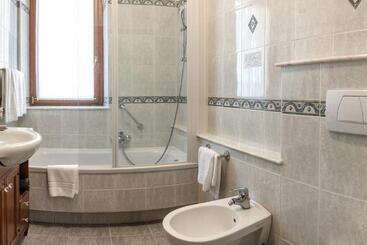 هتل Villa Venezia