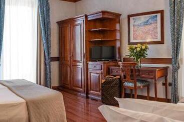 هتل Villa Venezia