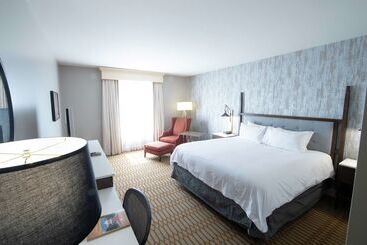 Virginia Crossings Hotel, Tapestry Collection By Hilton