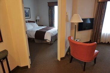 River Hills Hotel  Mankato