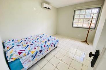 ô Hostel