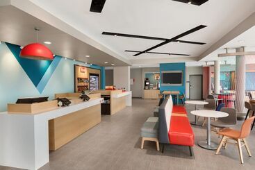 Avid Hotels   Kalamazoo East, An Ihg