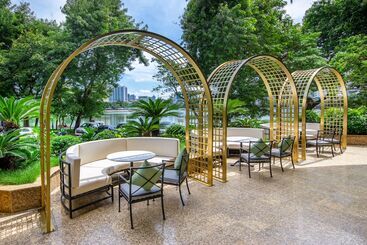 Hotel Dolce By Wyndham Hanoi Golden Lake