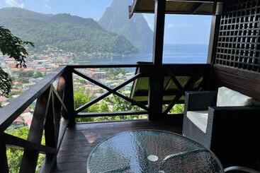 هتل Green Fig Resort & Spa