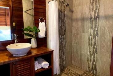 هتل Green Fig Resort & Spa