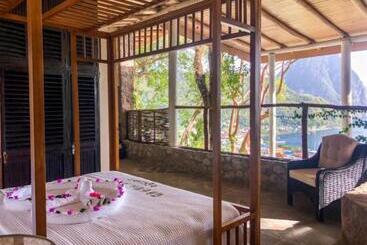 هتل Green Fig Resort & Spa