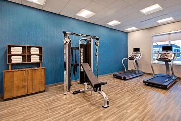 هتل Hampton Inn By Hilton Brockville