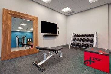 هتل Hampton Inn By Hilton Brockville