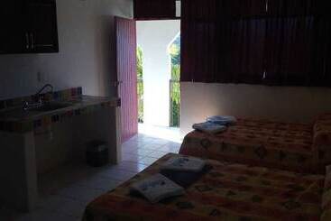 هتل Bungalows La Rienda Guayabitos