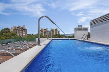 בית מלון כפרי Metropolitan Juka Playa