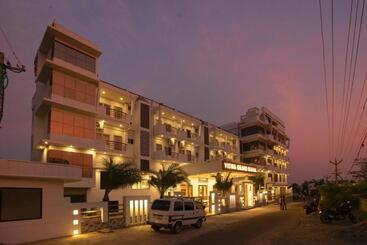 هتل Viswa Grand