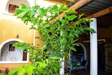 تختخواب و صبحانه Joysvilla Family Holiday Home