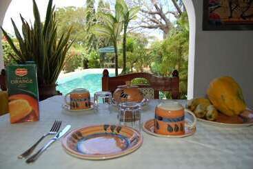 تختخواب و صبحانه Joysvilla Family Holiday Home