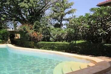 تختخواب و صبحانه Joysvilla Family Holiday Home