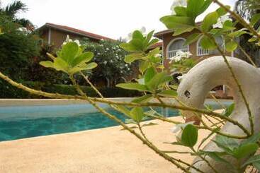 تختخواب و صبحانه Joysvilla Family Holiday Home