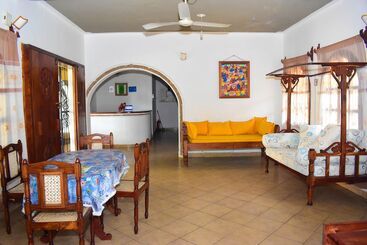 تختخواب و صبحانه Joysvilla Family Holiday Home