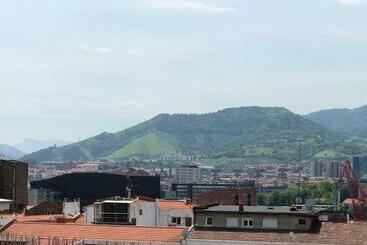 Estudios Bilbao Deusto
