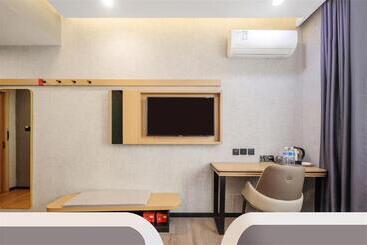 Jun Hotels Shanxi Taiyuan South Station Shanxi University Store