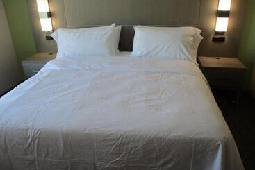 فندق La Quinta Inn & Suites By Wyndham Jackson Cape Girardeau