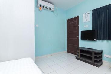 هتل Oyo Life 2466 Galaxy Kost