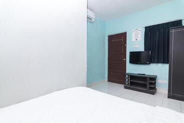 هتل Oyo Life 2466 Galaxy Kost