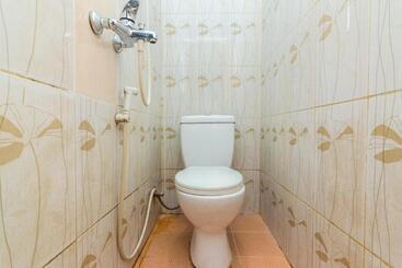 هتل Oyo Life 2466 Galaxy Kost