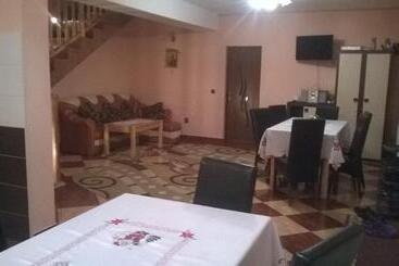 پانسیون Casa Edy