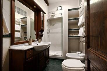 تختخواب و صبحانه Residenze Romanae   Vicolo Dell Aquila