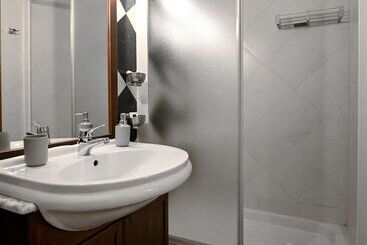 تختخواب و صبحانه Residenze Romanae   Vicolo Dell Aquila