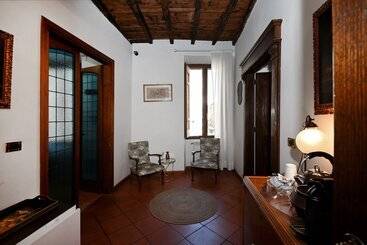 تختخواب و صبحانه Residenze Romanae Vicolo Dell Aquila