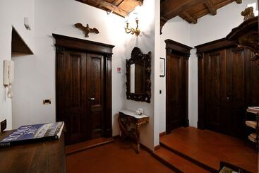 تختخواب و صبحانه Residenze Romanae   Vicolo Dell Aquila