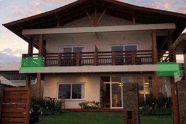 هتل Pousada Casa Albatross