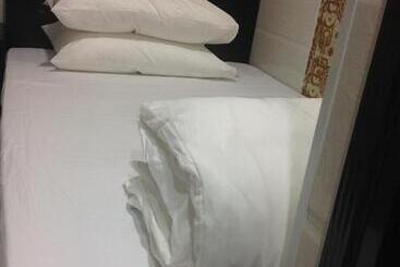 پانسیون Manhattan Guesthouse