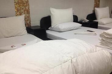 پانسیون Manhattan Guesthouse