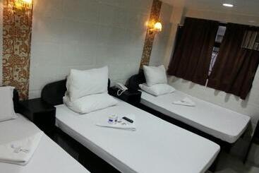 پانسیون Manhattan Guesthouse