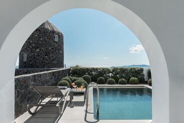 هتل Aeifos Boutique