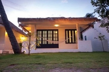 هتل Laemsing Whitehouse Resort