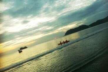 هتل Laemsing Whitehouse Resort